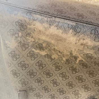 Guess Mağazasında Çanta Deformasyonu, Garanti Reddi Ve Aşırı Ücretlendirme