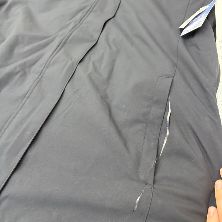 İdefix’te Yırtık Mont Ve Çözüm Bekleyen Mağduriyet