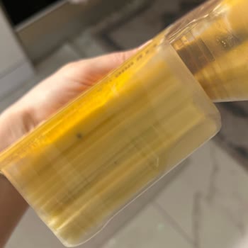 Küflü Peynir Ve İlgisiz Personel: Sağlık Riskine Karşı İade Talebi