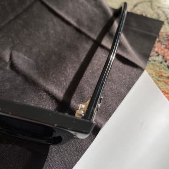 Rayban Güneş Gözlüğündeki Üretim Hatası İçin Değişim Talebi