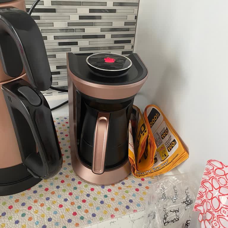 Arnica Köpüklü Kahve Makinesinin Sürekli Titremesi Ve Temassız Çalışma Sorunu