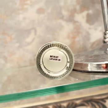 Kokusu Değişen Collagen Serumu Cilt Yanması Ve Kaşıntıya Yol Açtı