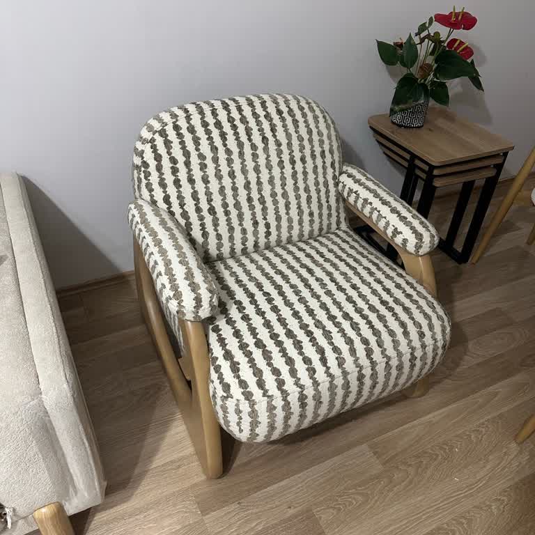 Satın Aldığım Sallanır Berjer Yanlış Teslim Edildi Ve Teslimat Süreci Sürekli Erteleniyor