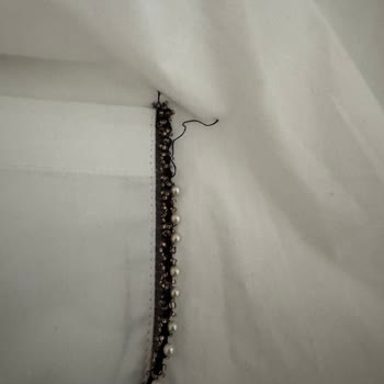 Kusurlu Gömlek Ve İade Sürecinde Çözüm Bulamayan Zara