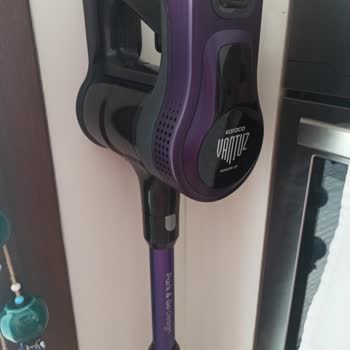 Kirleri Geri Atan Karaca Dikey Süpürge Sorunu