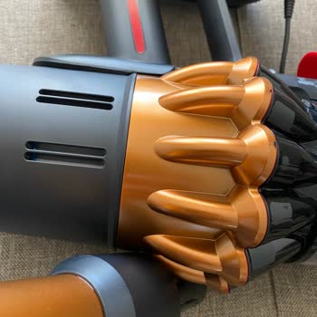 Dyson V16 Piston Animal Süpürge Boya Sorunu Ve Stand Kampanyasında Haksız Muamele