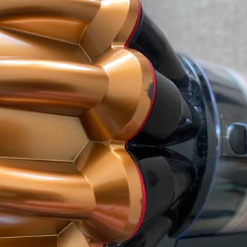 Dyson V16 Piston Animal Süpürge Boya Sorunu Ve Stand Kampanyasında Haksız Muamele