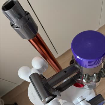 Dyson V10 Süpürge Sürekli Tıkanıklık Uyarısı Ve Çözülmeyen Arıza Nedeniyle Değişim Talebi