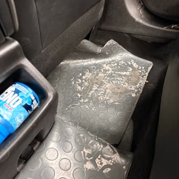 Vale Hizmetinde Araç İçinin Çamura Dönüştürülmesi Ve Cevapsız Şikayet