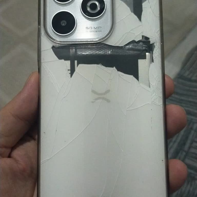 Omix Arka Kapak Yedek Parçası İçin 2 Aylık Bekleyiş Müşteriyi Mağdur Ediyor