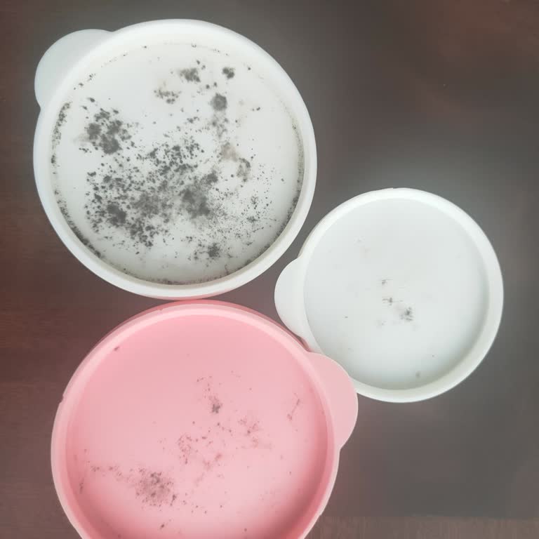 Migros Lav Su Şişesi Kapaklarındaki Küflenme Ücretsiz Değişim Talebi