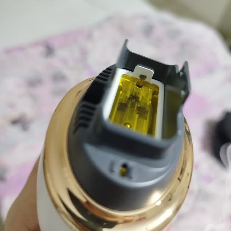 Cihazın Yan Duvarındaki Yanma Ve Servisin Yetersiz İncelemesi