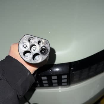 Garanti Kapsamındaki Elektrikli Aracımda Şarj Soketi Eritildi, 542 Bin TL Ücret Talebi Haksız