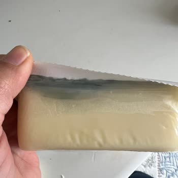 Altınkılıç Kaşarında Açılmamış Yeşil Küf Sağlık Riski Ve Kalite İhlali