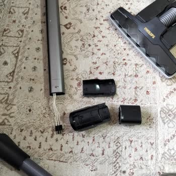 Philips 8349 Dikey Süpürge Boru Bağlantısı Kırıldı, Ücretsiz Değişim Talebi