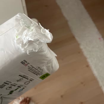 Patlamış Bebek Bezi Ambalajı Ve Cevapsız Müşteri Hizmeti