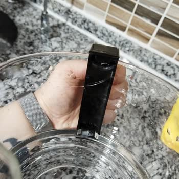 Arzum Çay Makinesi Üst Demliği Aniden Çatladı, Garanti Değişimi Talep Ediyorum