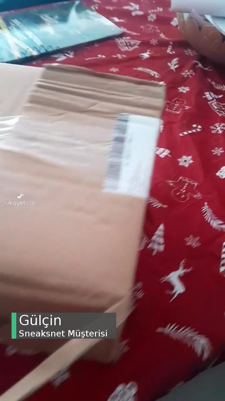 Sneaksnet İki Ürün Yerine Bir Ürün Gönderildi videonun kapak resmi