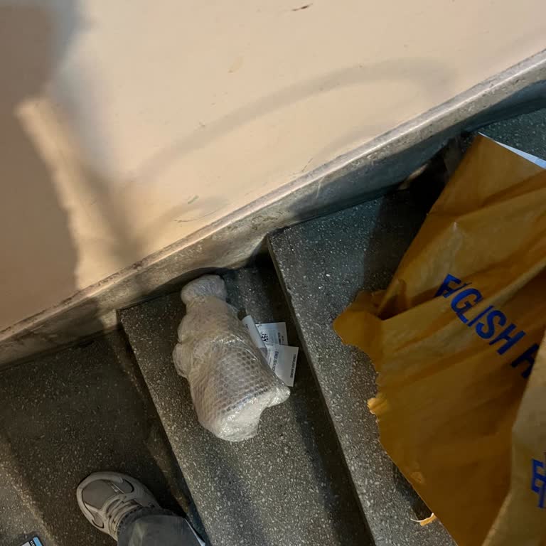 Kırık Cam Dekoratif Obje Dayanıksız Paketleme Nedeniyle İade Ve Değişim Talebi