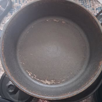 Karaca Züccaciye Tencerelerde Çizilme