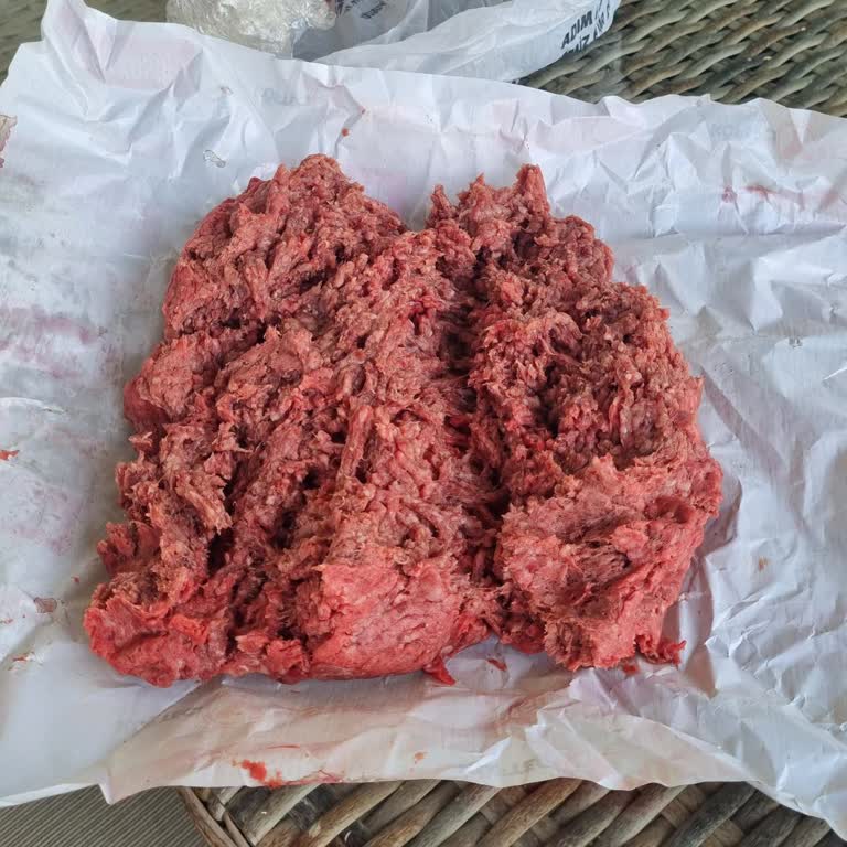 Kararmış Kıyma Ve İade Reddi Üzerine Şikayet