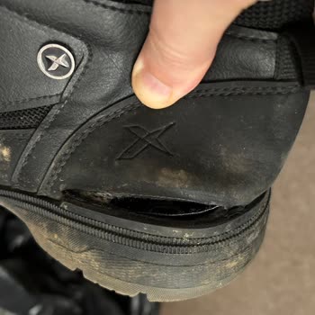 Erkek Botunda Üç Ayda Yırtılma Ve Açılma Sorunu