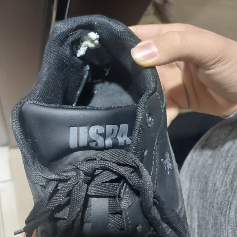 FLO’da Satın Alınan Spor Ayakkabının Kalitesizliği Nedeniyle Değişim Ve İade Talebi