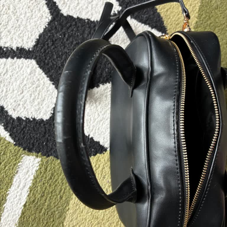 Derimod Çantasındaki Tutma Yeri Çatlakları Üretim Hatası Ve İade Talebi