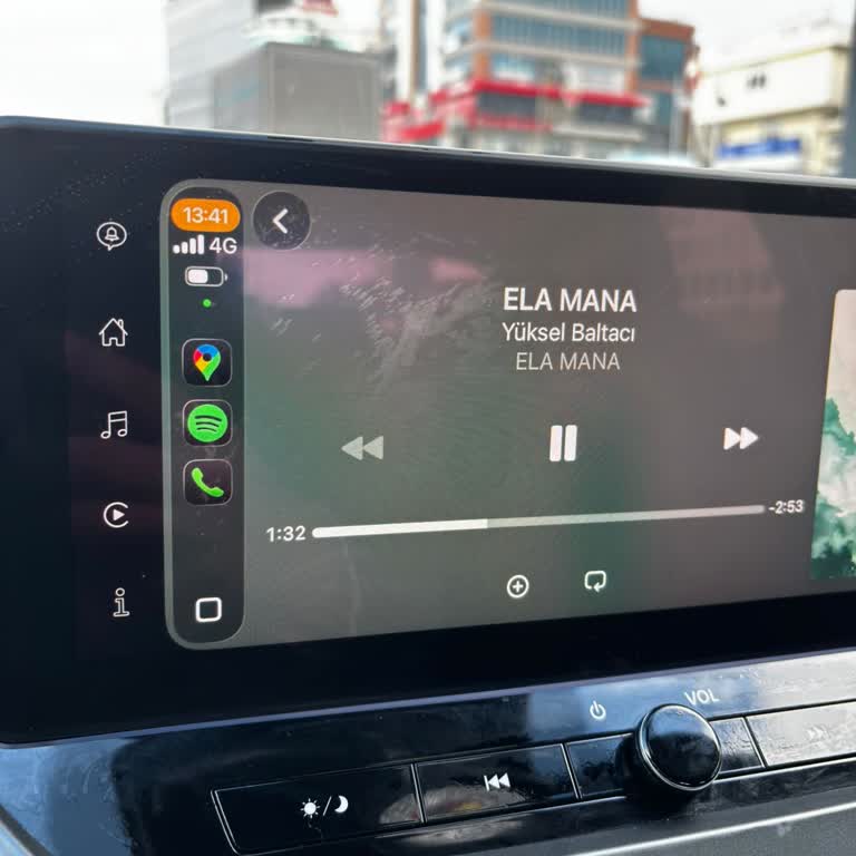 Yeni Nissan Juke Multimedya Ekranında Soyulma Ve Çizik Sorunu