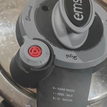 Buhar Sızıntısı Ve Güvenlik Endişesi Nedeniyle Düdüklü Tencere Değişimi Talebi