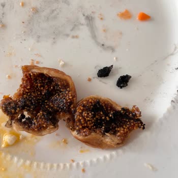 BİM Natürel Kuru İncirinde Küflü Ürün Ve İshal Şikayeti