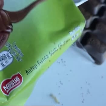 Nestle Antep Fıstıklı Çikolata