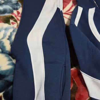 Talimatlara Uygun Yıkamaya Rağmen Eşofman Takımında Boya Verme Sorunu