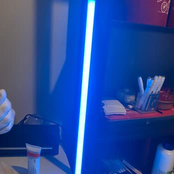 Web Sitesindeki Yanıltıcı LED Işık Özellikleri Ve Görseller