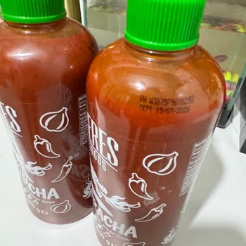 Sriracha Sosunun Şaşırtıcı Kötü Tadı Ve Ücret İadesi Talebi