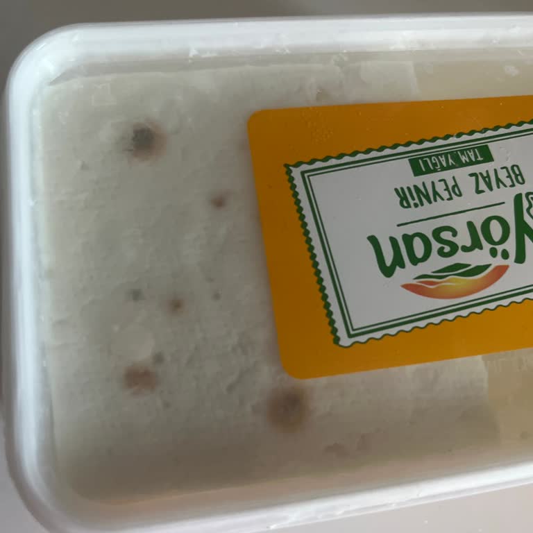 Yörsan Peynirinde Küf Görülmesi Ürün Bozukluğu Ve Güven Kaybı