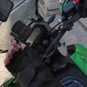 Knmaster Telefon Tutacağı Kendi Kendine İnfilak Etti!