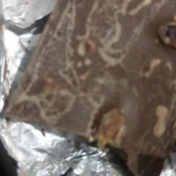 Nestle Damak Antep Fıstıklı Çikolata’da Beyaz Lekeler Ve Acı Tat: Gıda Güvenliği Endişesi