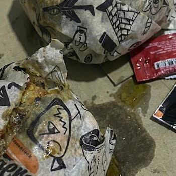 Yırtık Ambalaj Ve Soğuk Hamburger İçin İade Talebi Reddedildi