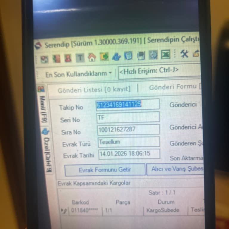 Teslim Edilmeyen Kargo Ve Kokulu Ürün Sorunu Etkinliği Felç Etti
