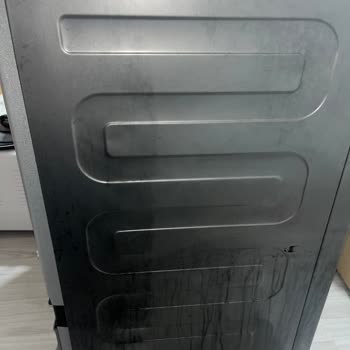 Arçelik Kurutma Makinesinde Kısa Sürede Arızalı Parçalar Ve Boya Çökmüş