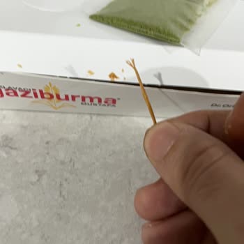 Baklavadaki Kürdan Sağlık Ve Hijyen Riskine Düşündürüyor