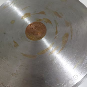 Karaca “Asla Paslanmaz” Denilerek 10 Yıl Garanti Verilmesine Rağmen Tencerenin Alt Kısmı Paslandı