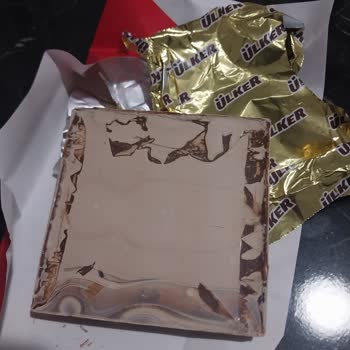Ülker Kare Çikolata’da Renk Değişikliği Ve Kalite Sorunu
