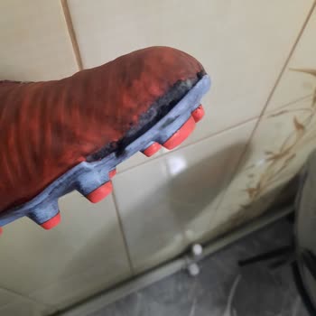 Kısa Sürede Yıpranan Nike Phantom Krampon İçin İade Talebimin Reddedilmesi