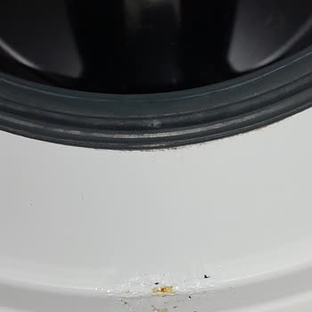 Siemens Çamaşır Makinesinde Erken Dönem Paslanma Ve Garanti Dışı Parça Değişim Talebi