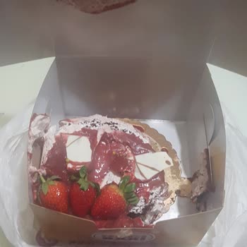 Dağılan Pasta Ve İlgisiz Müşteri Hizmetleri Nedeniyle Yaşanan Mağduriyet