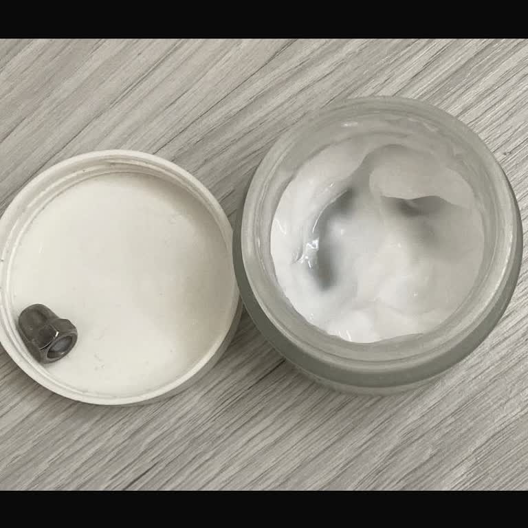 Omorfia Krem Tüpünden Vida Çıkması Nedeniyle Güven Endişesi Ve İade Talebi