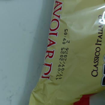 Pesotti Savoiardi Bisküvisinde Siyah Leke Ve Hijyen Endişesi