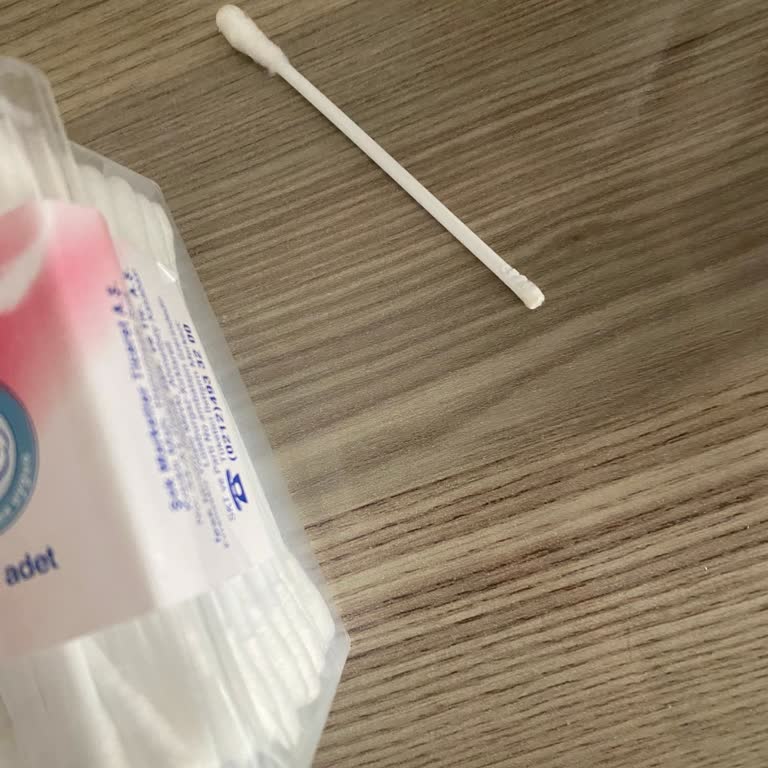Şok Marketler Yumak Marka Pamuklu Çubuğu Kullanırken Ciddi Bir Problem Yaşadım!